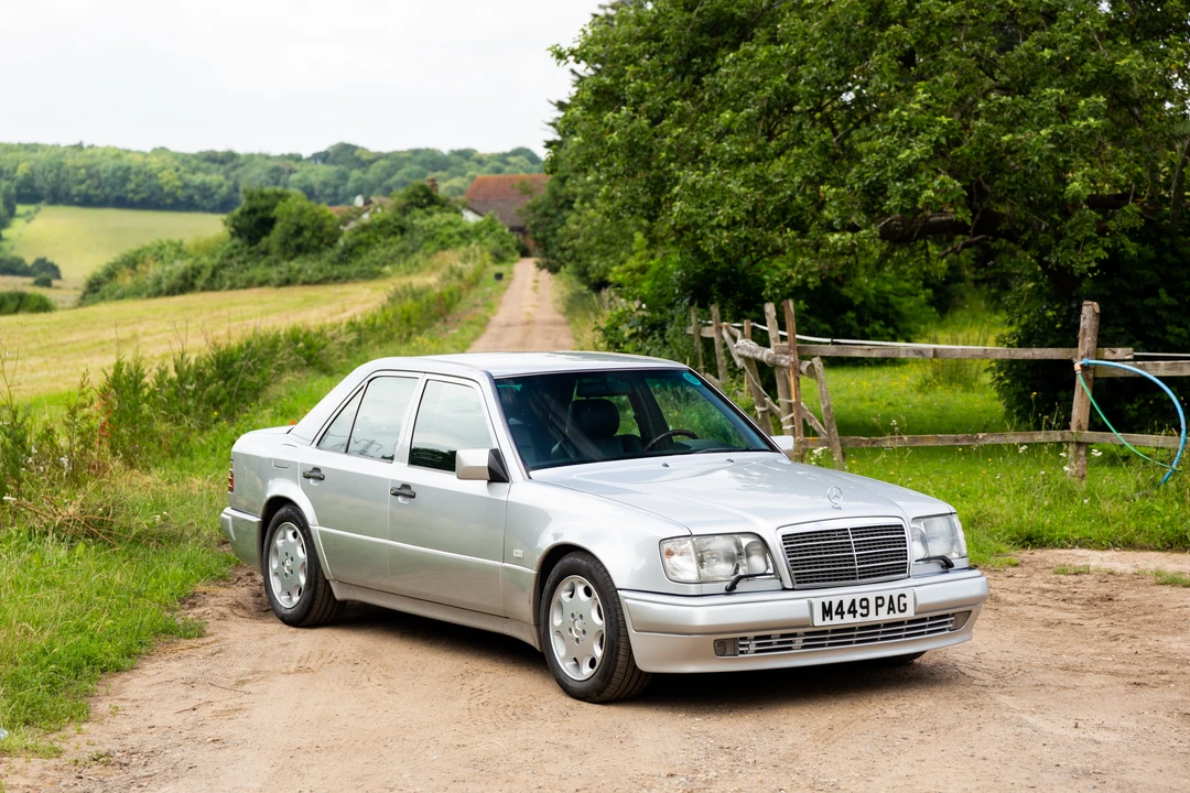 1995 Mercedes-Benz W124 E-Class - Image 13 of 31