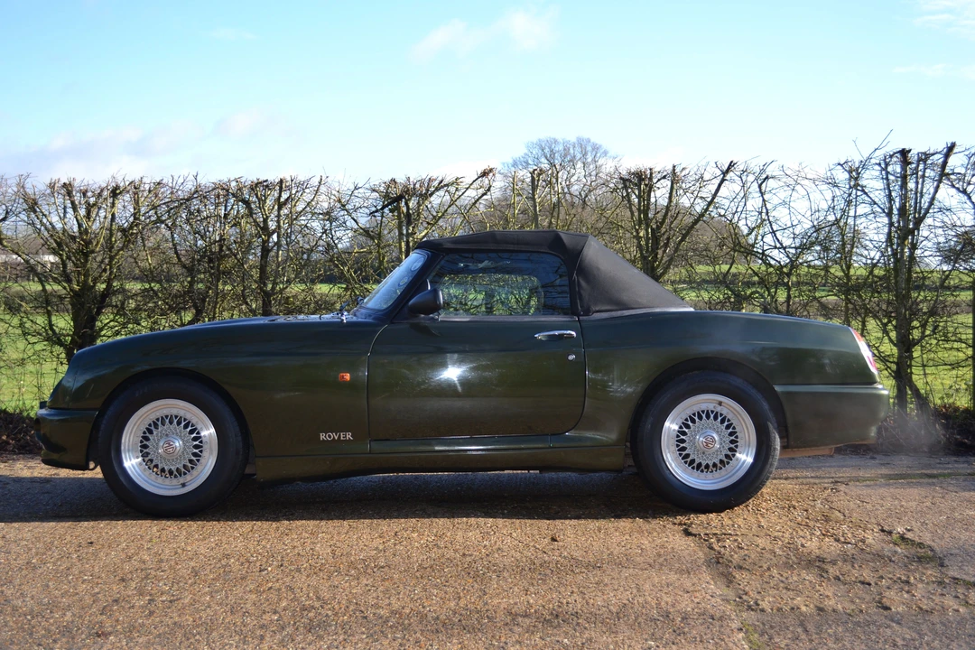 1995 MG RV8 - Image 11 of 12