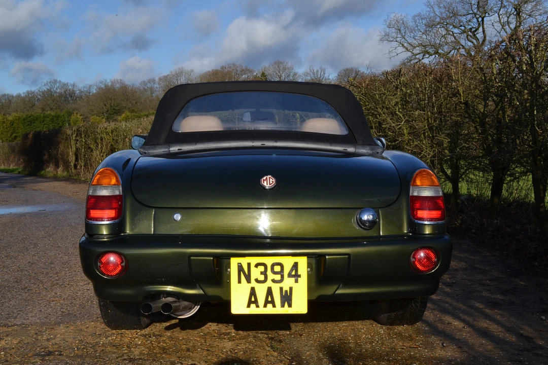 1995 MG RV8 - Image 9 of 12