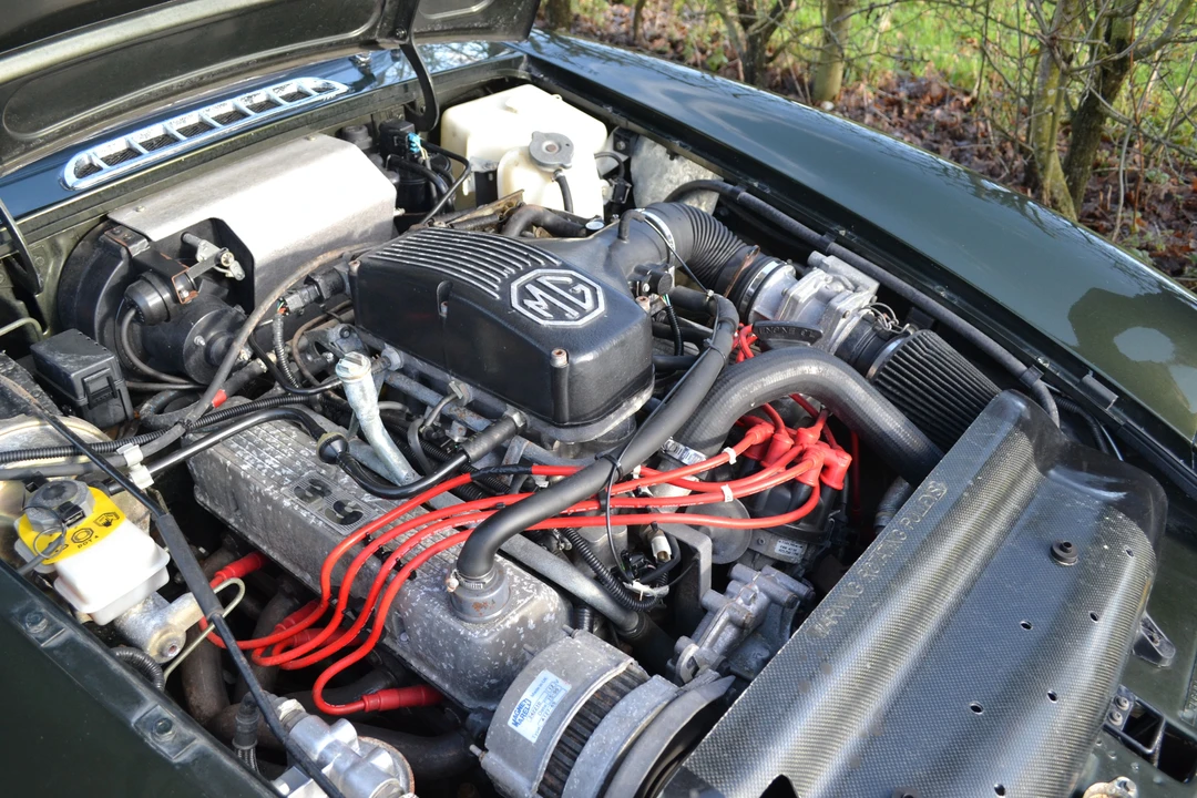 1995 MG RV8 - Image 3 of 12