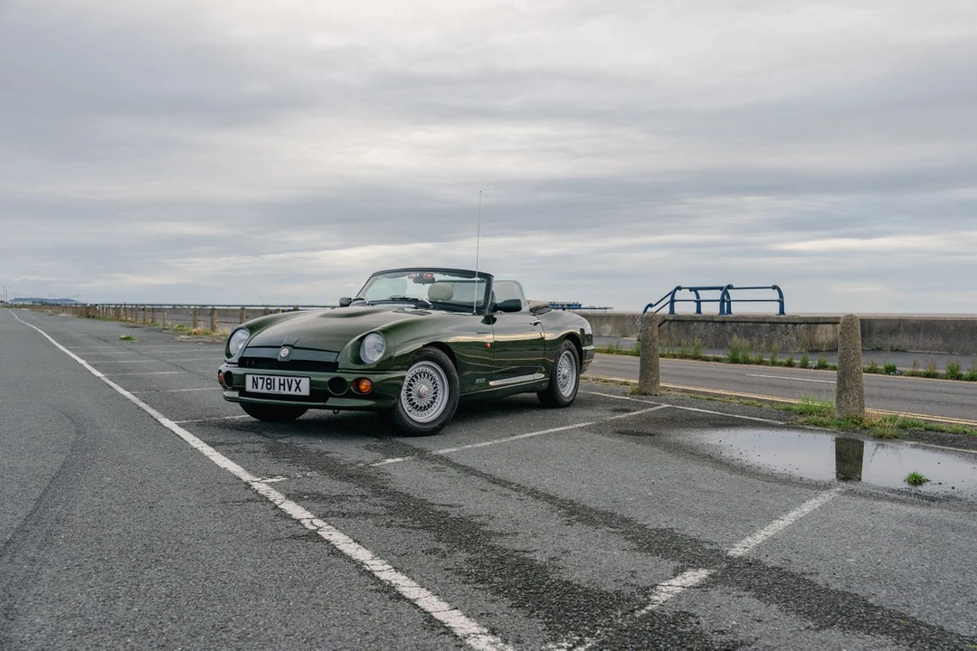 1995 MG RV8 - Image 7 of 30