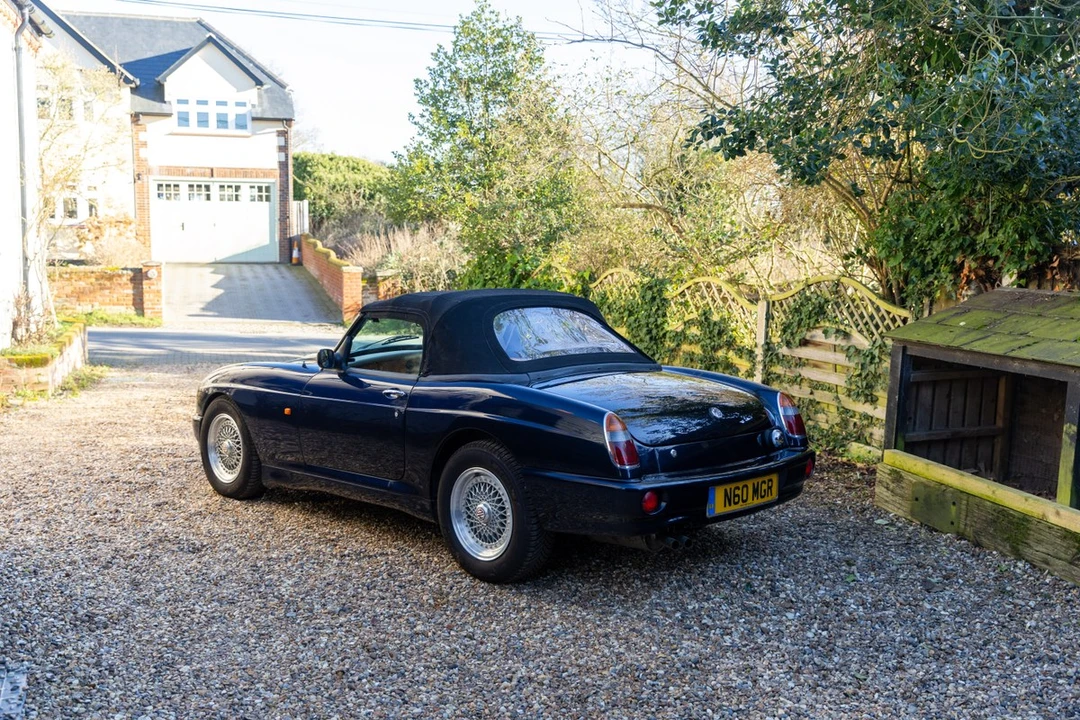 1995 MG RV8 - Image 26 of 30