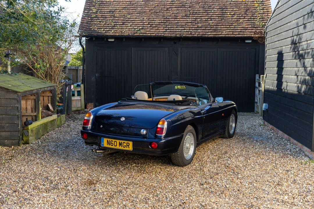 1995 MG RV8 - Image 9 of 30
