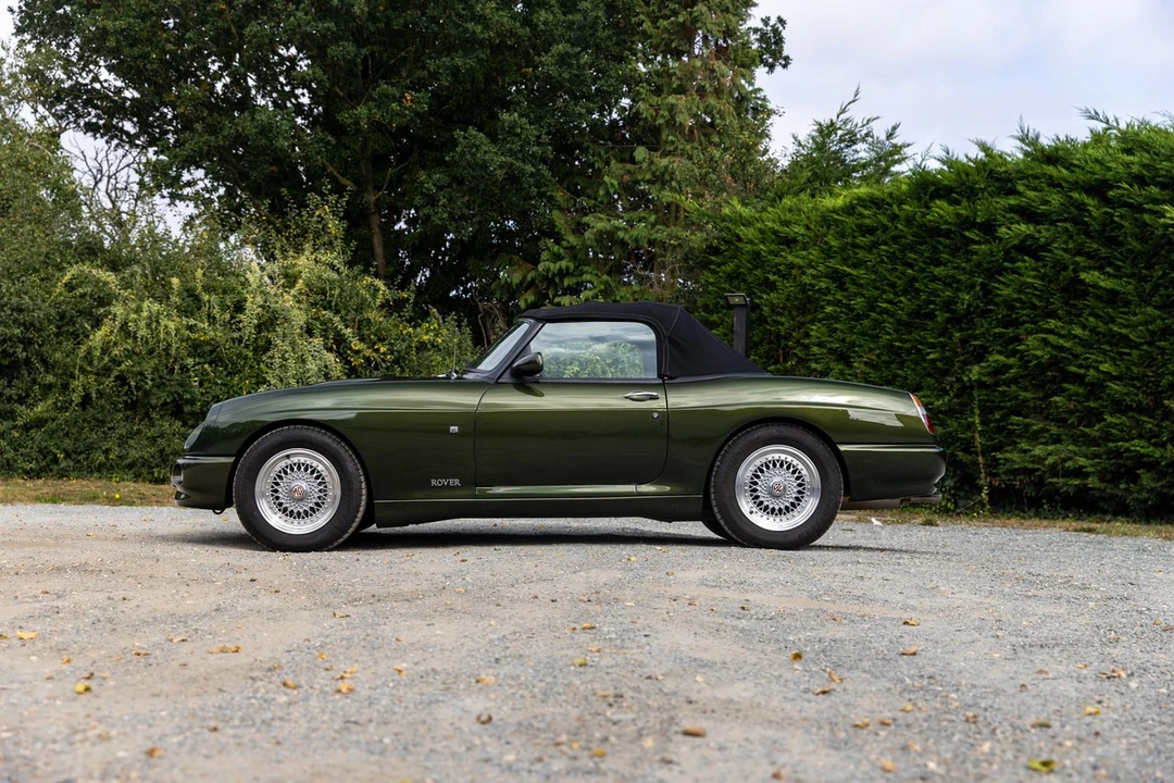 1995 MG RV8 - Image 13 of 30