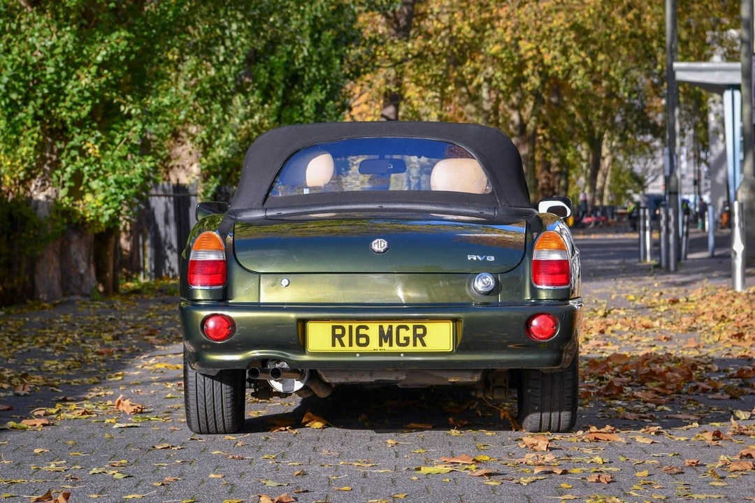 1994 MG RV8 - Image 16 of 30
