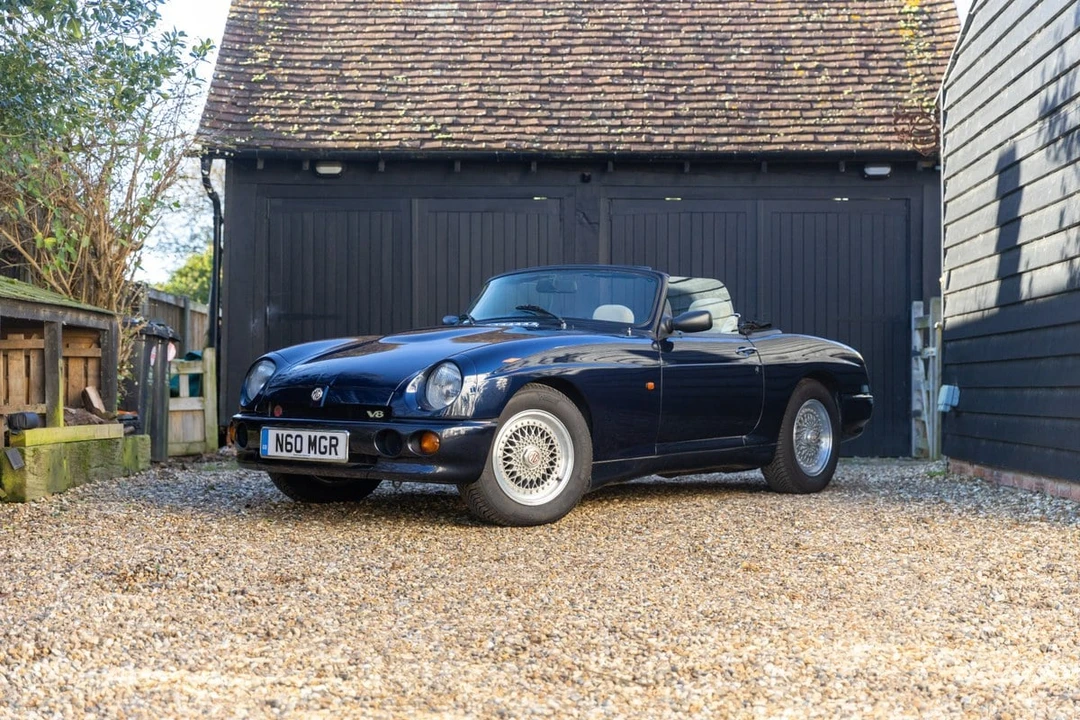 1995 MG RV8 - Image 17 of 30
