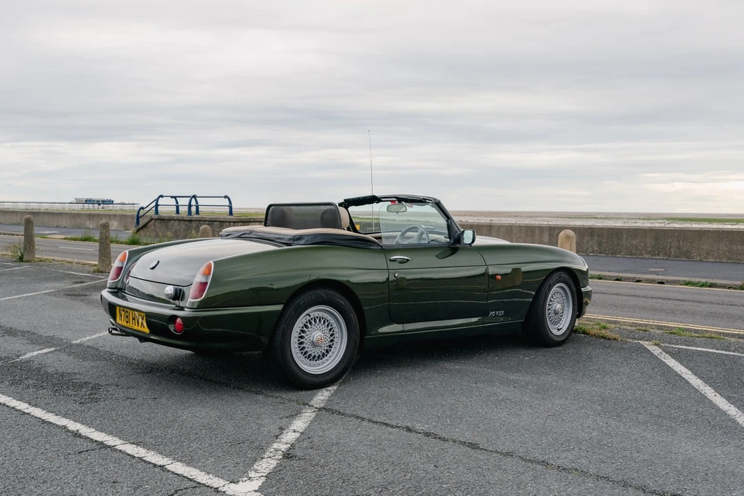 1995 MG RV8 - Image 19 of 30