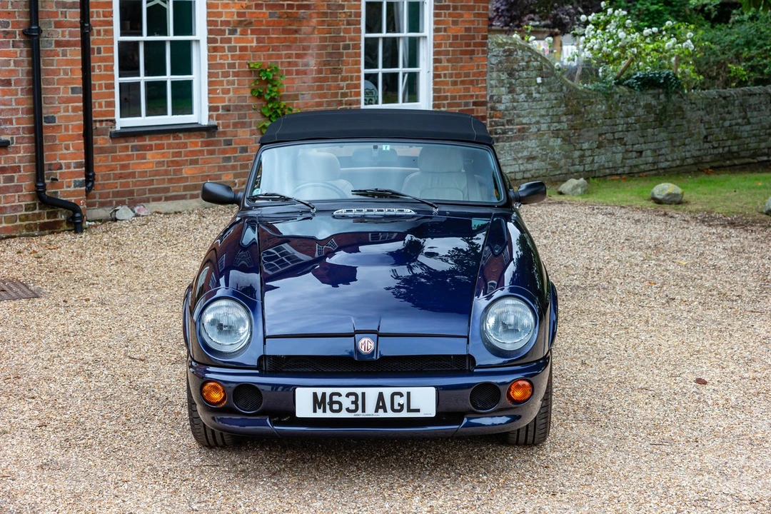 1995 MG RV8 - Image 27 of 30