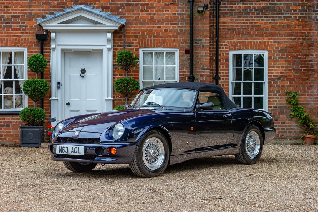 1995 MG RV8 - Image 12 of 30