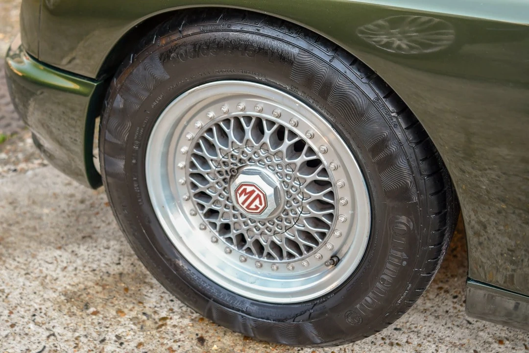 1994 MG RV8 - Image 24 of 30