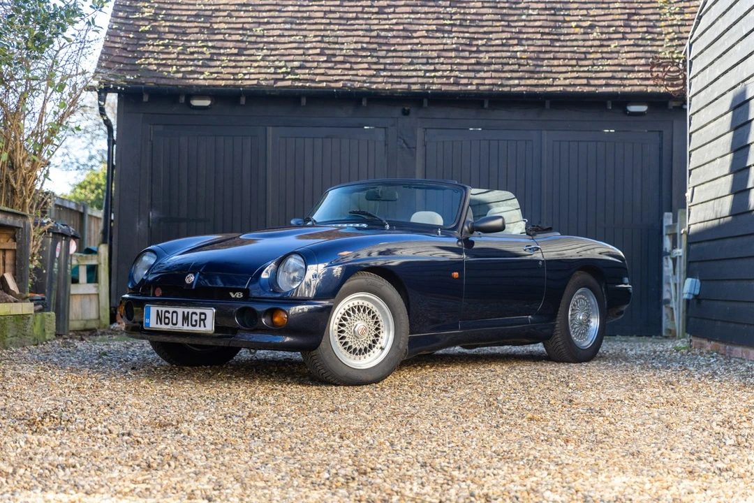 1995 MG RV8 - Image 3 of 30