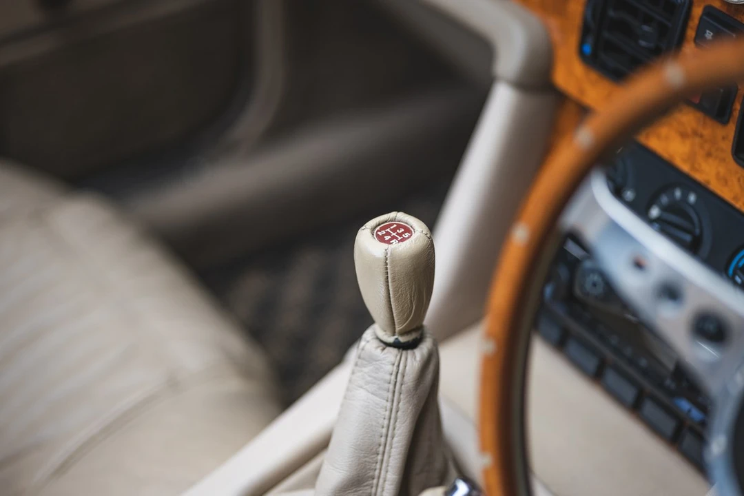 1995 MG RV8 - Image 30 of 30