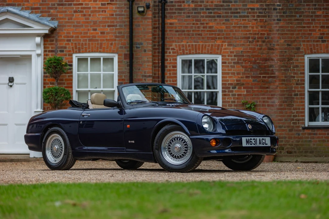1995 MG RV8 - Image 8 of 30