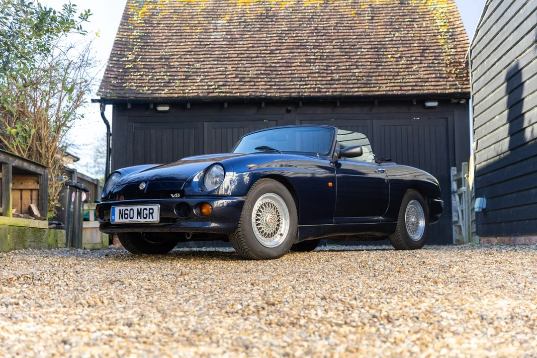 1995 MG RV8 - Image 14 of 30