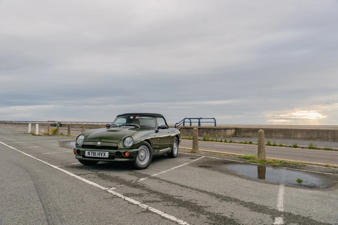 1995 MG RV8 - Image 29 of 30