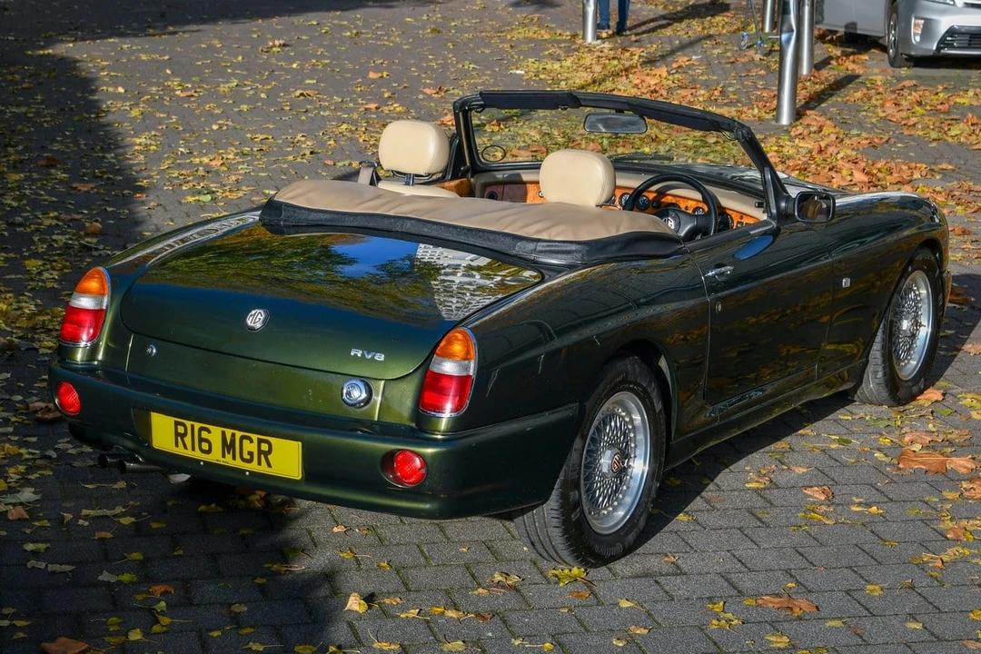 1994 MG RV8 - Image 13 of 30
