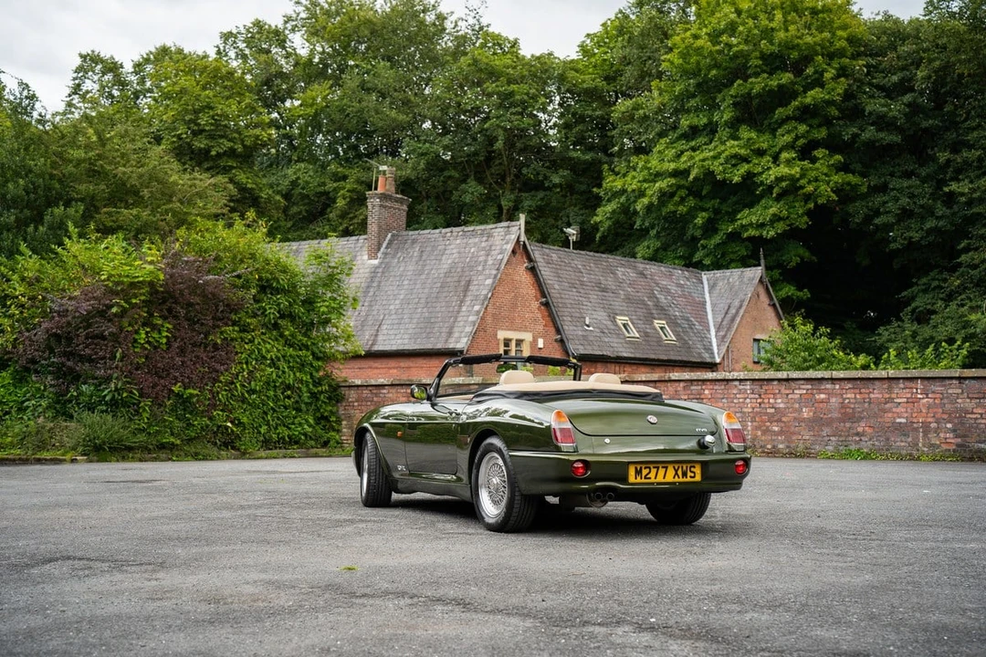 1995 MG RV8 - Image 9 of 30