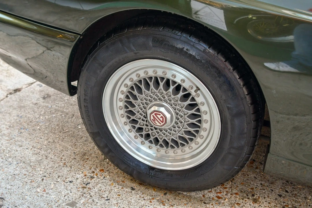 1994 MG RV8 - Image 26 of 30
