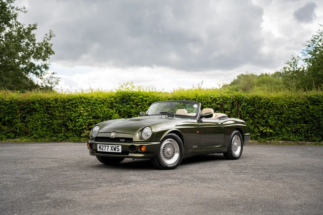 1995 MG RV8 - Image 2 of 30