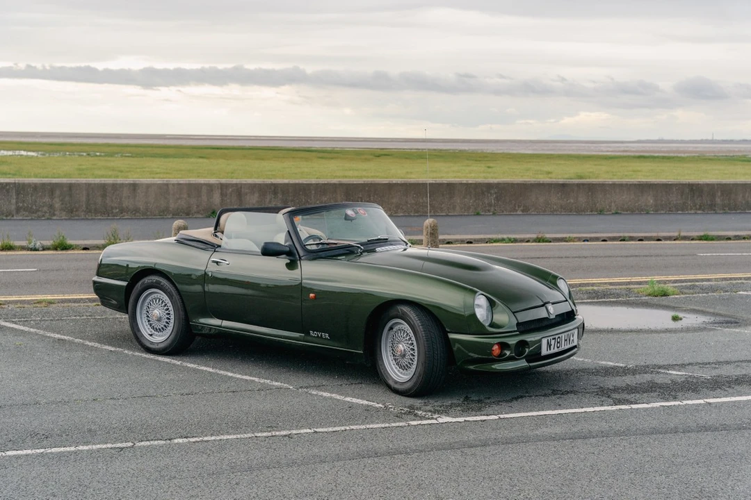 1995 MG RV8 - Image 3 of 30