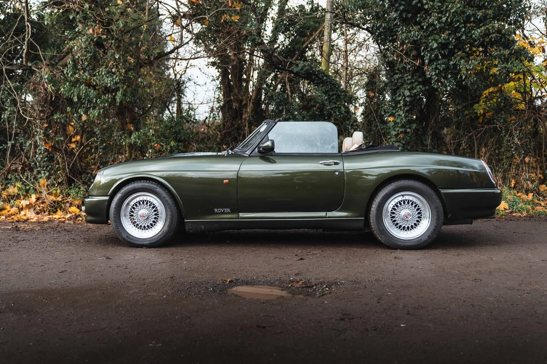 1995 MG RV8 - Image 13 of 30
