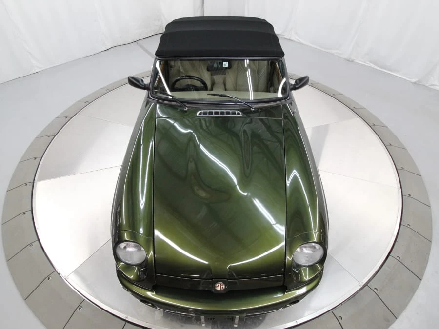 1995 MG RV8 - Image 13 of 31