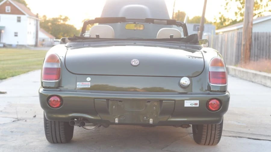 1995 MG RV8 - Image 6 of 13