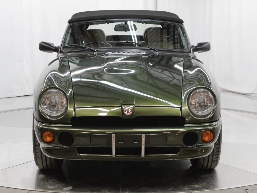 1995 MG RV8 - Image 4 of 31