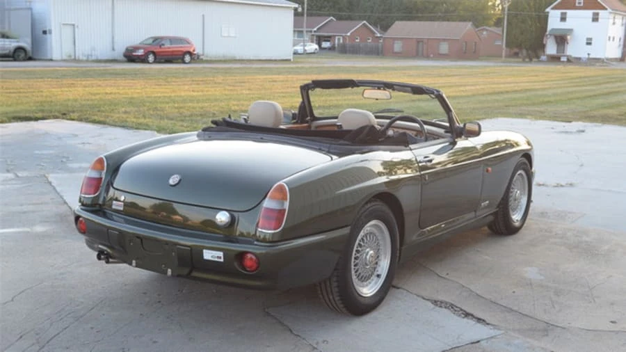 1995 MG RV8 - Image 3 of 13