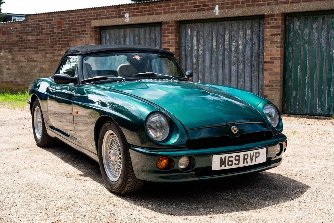 1995 MG RV8 - Image 21 of 31
