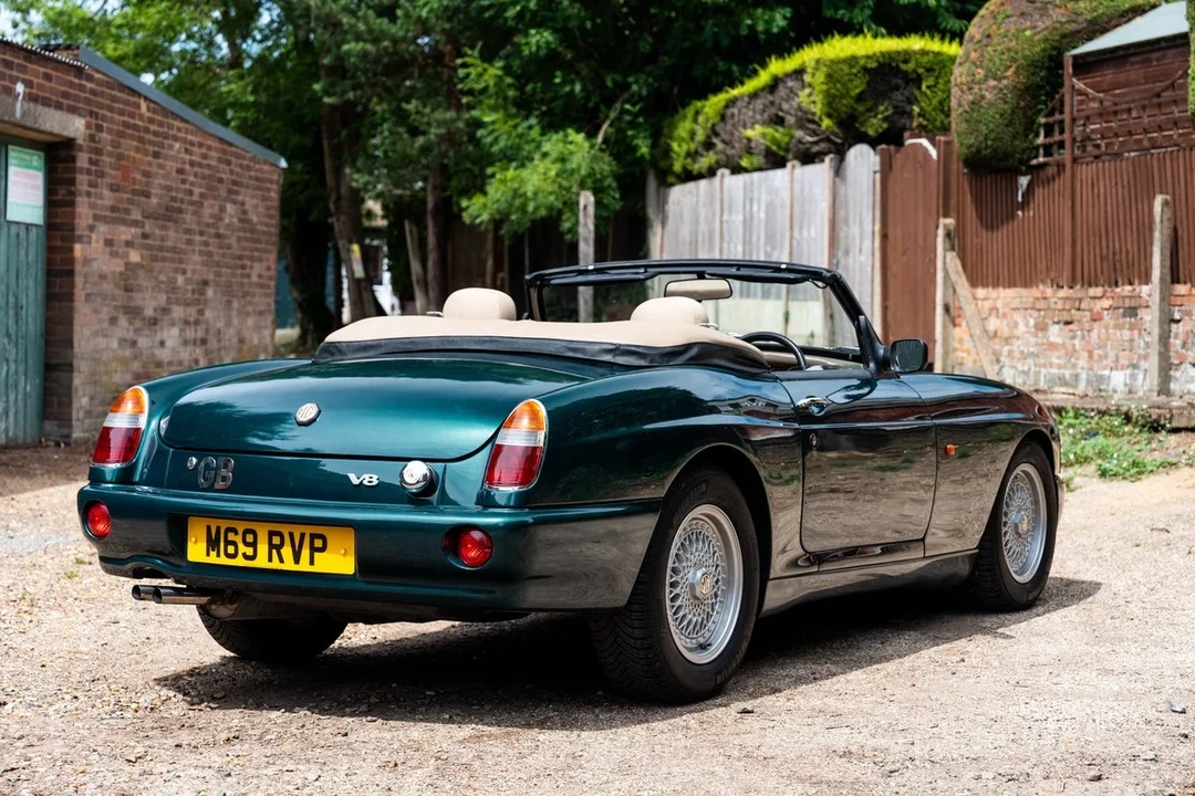 1995 MG RV8 - Image 13 of 31