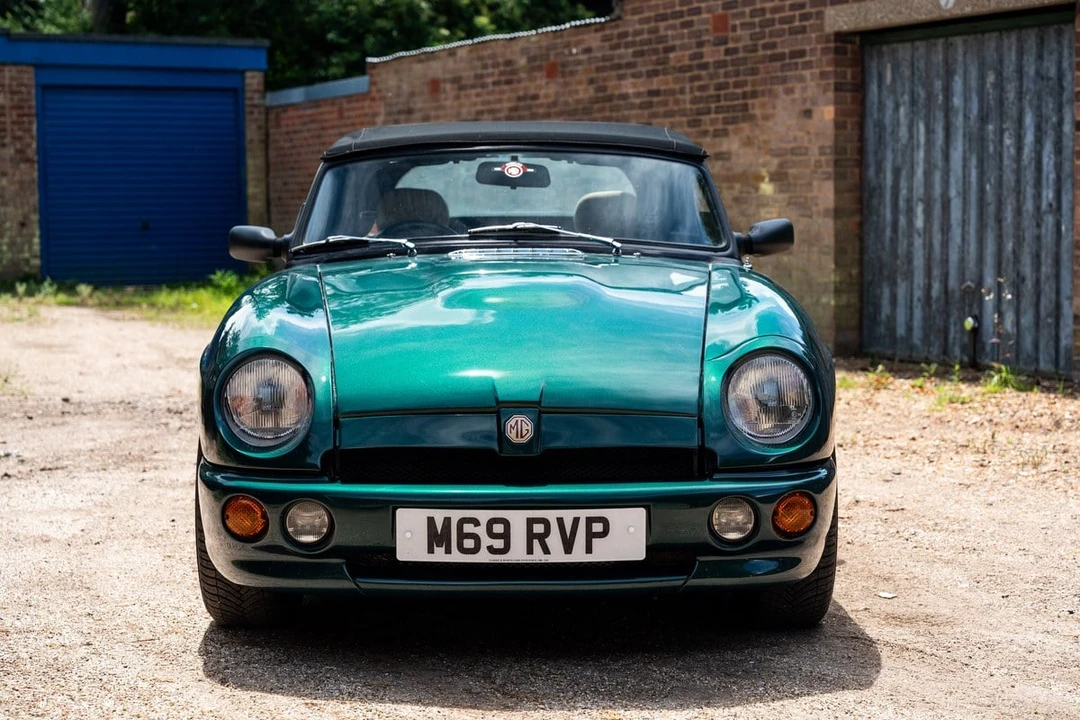 1995 MG RV8 - Image 20 of 31