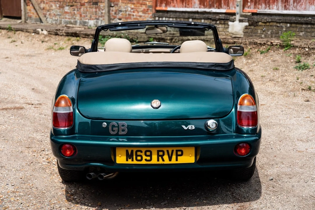 1995 MG RV8 - Image 15 of 31