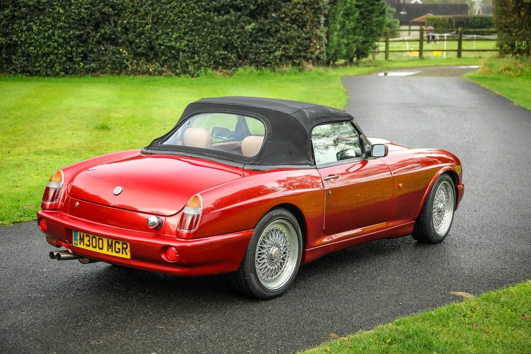 1995 MG RV8 - Image 13 of 30