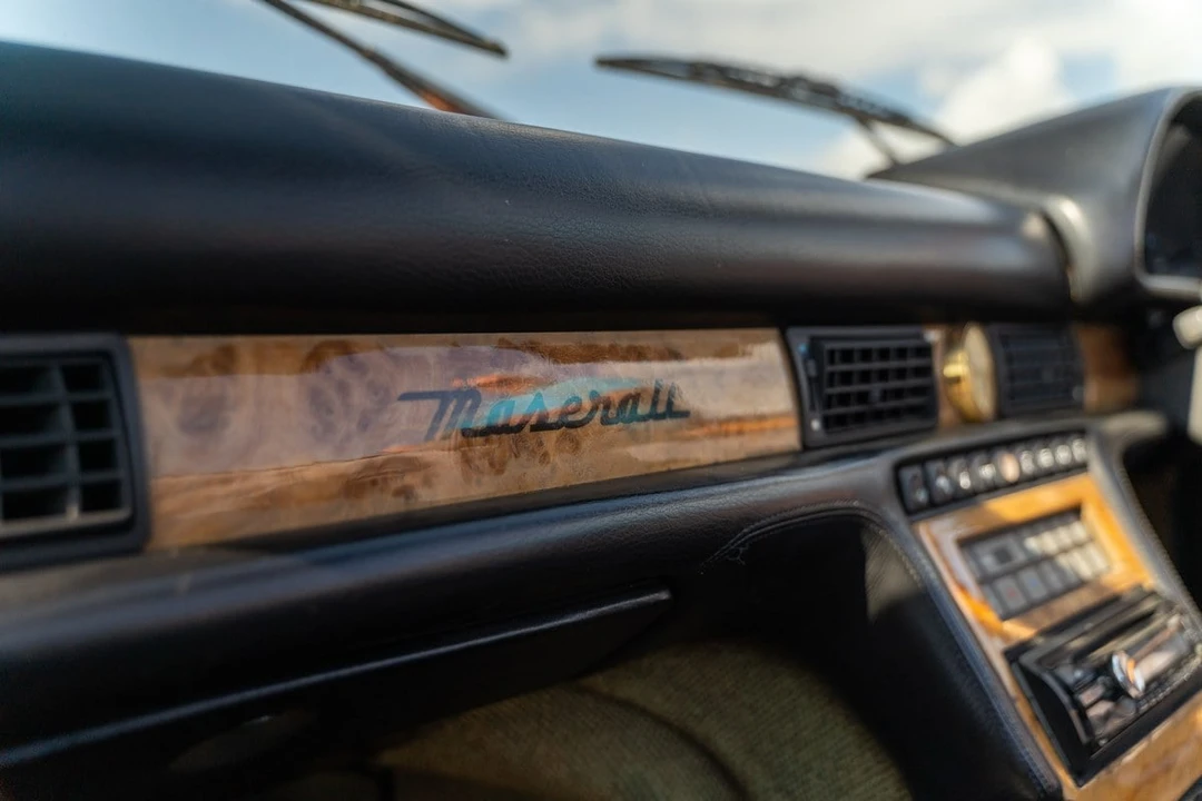 1995 Maserati Biturbo & 222 - Image 27 of 30