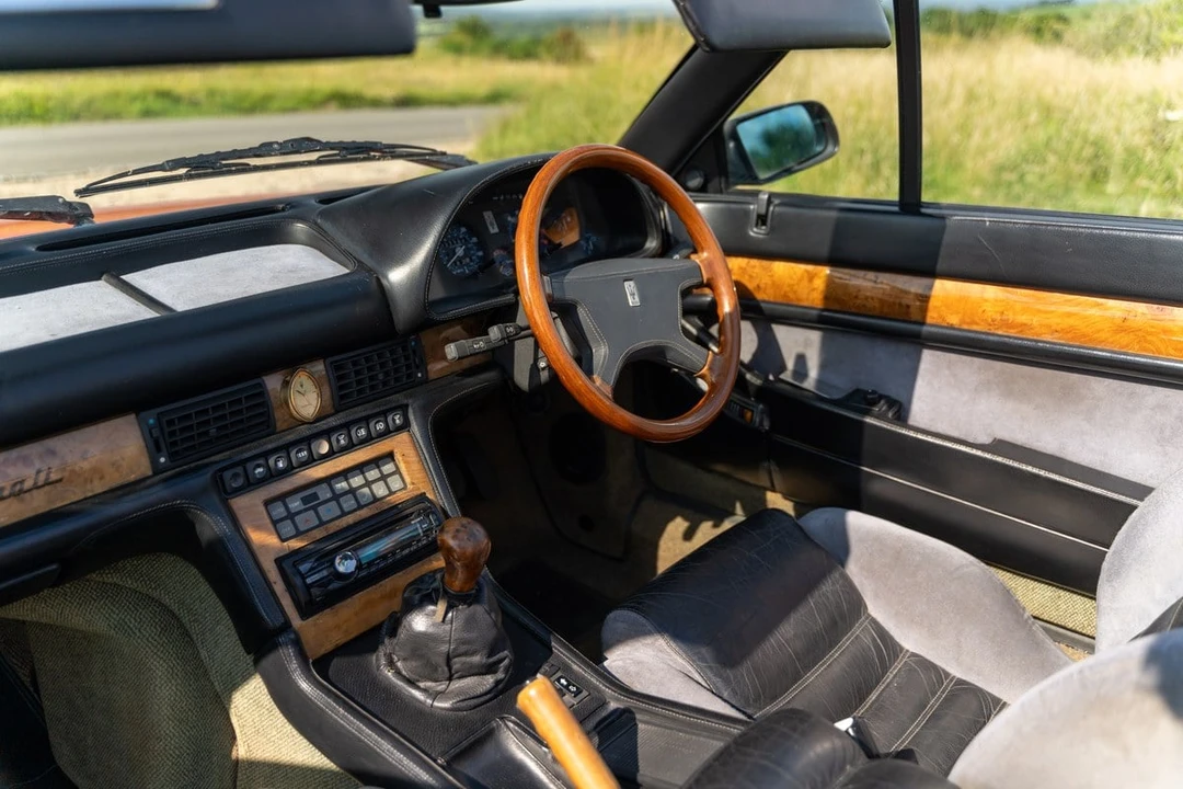 1995 Maserati Biturbo & 222 - Image 25 of 30