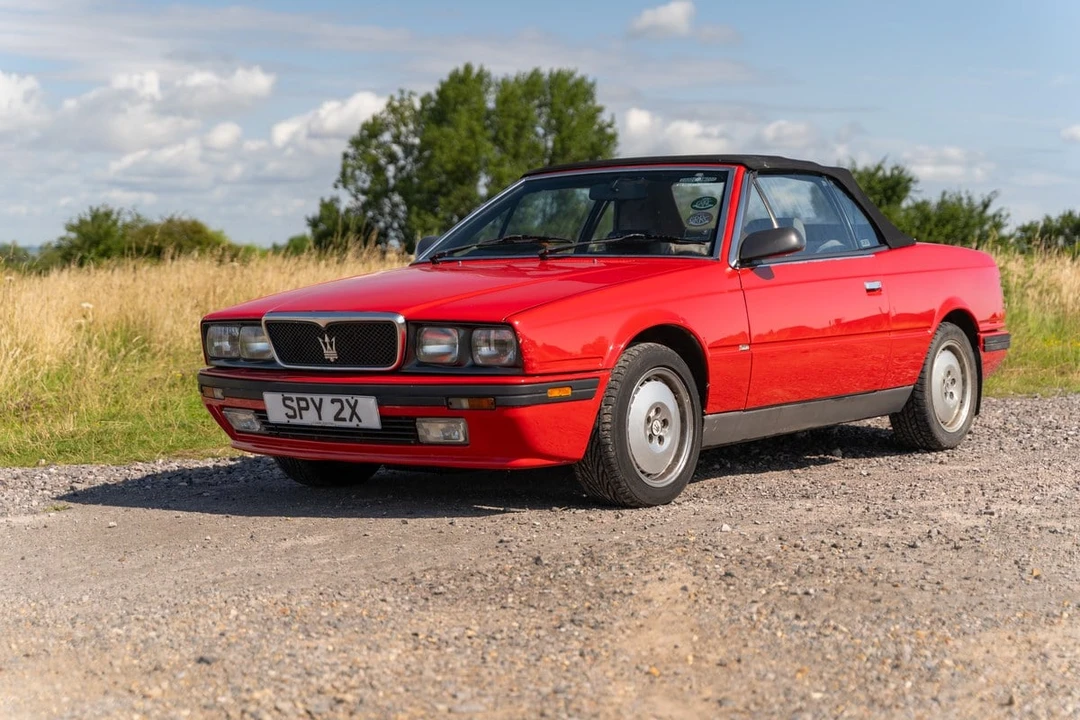 1995 Maserati Biturbo & 222 - Image 13 of 30