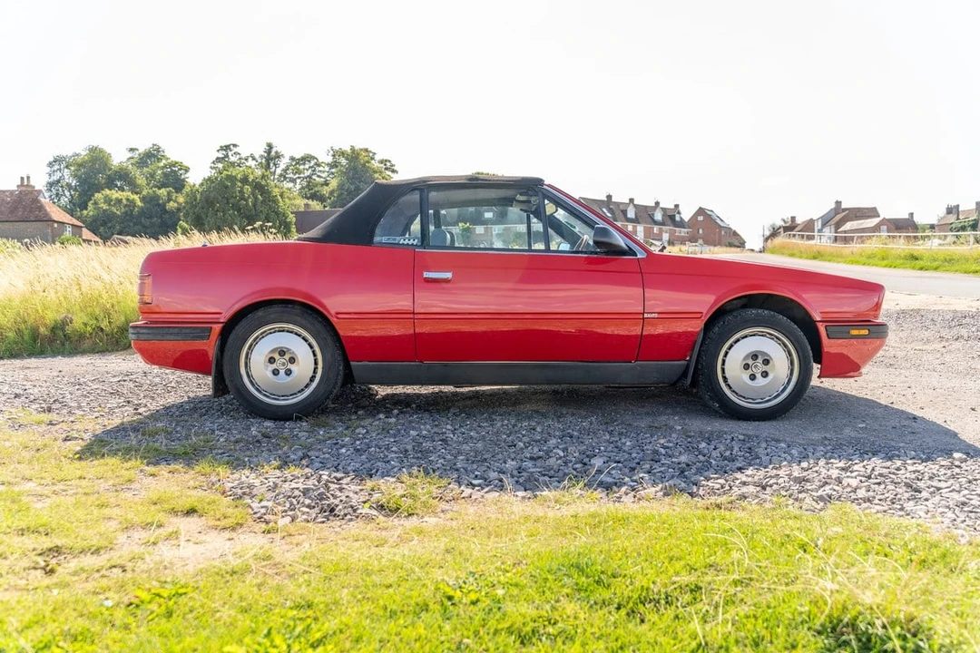 1995 Maserati Biturbo & 222 - Image 12 of 30