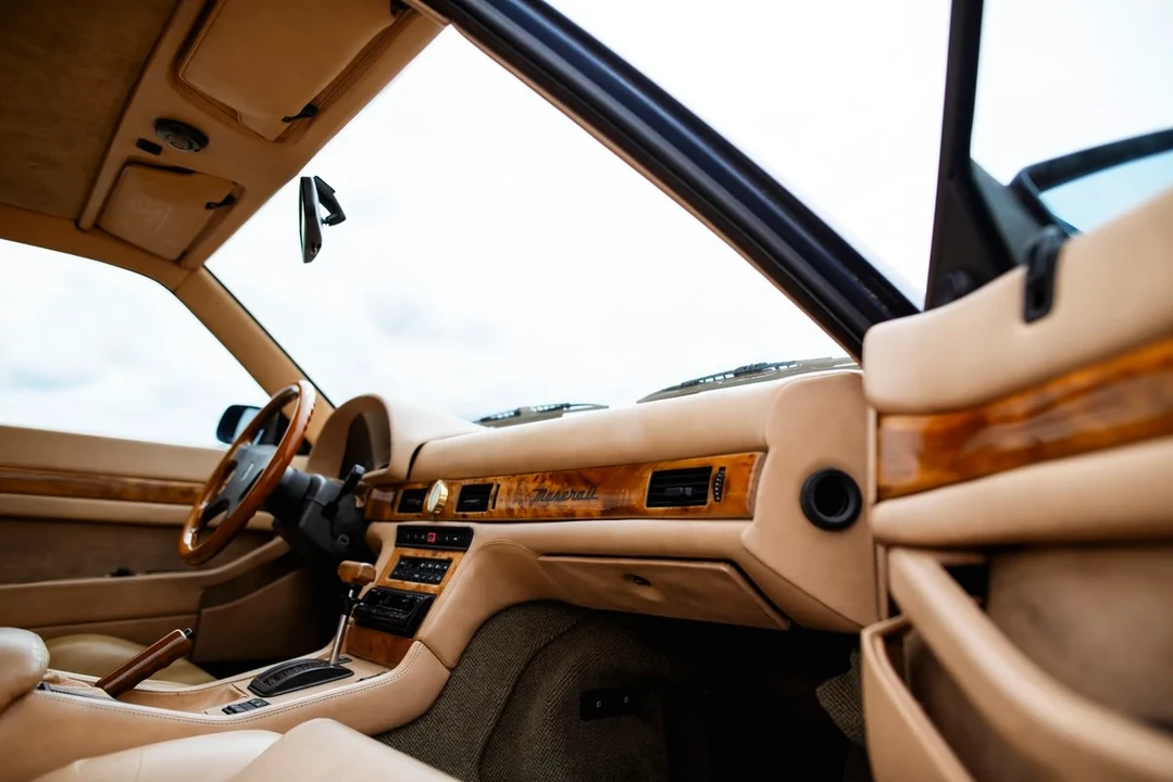 1995 Maserati Ghibli 2nd Gen - Image 26 of 31