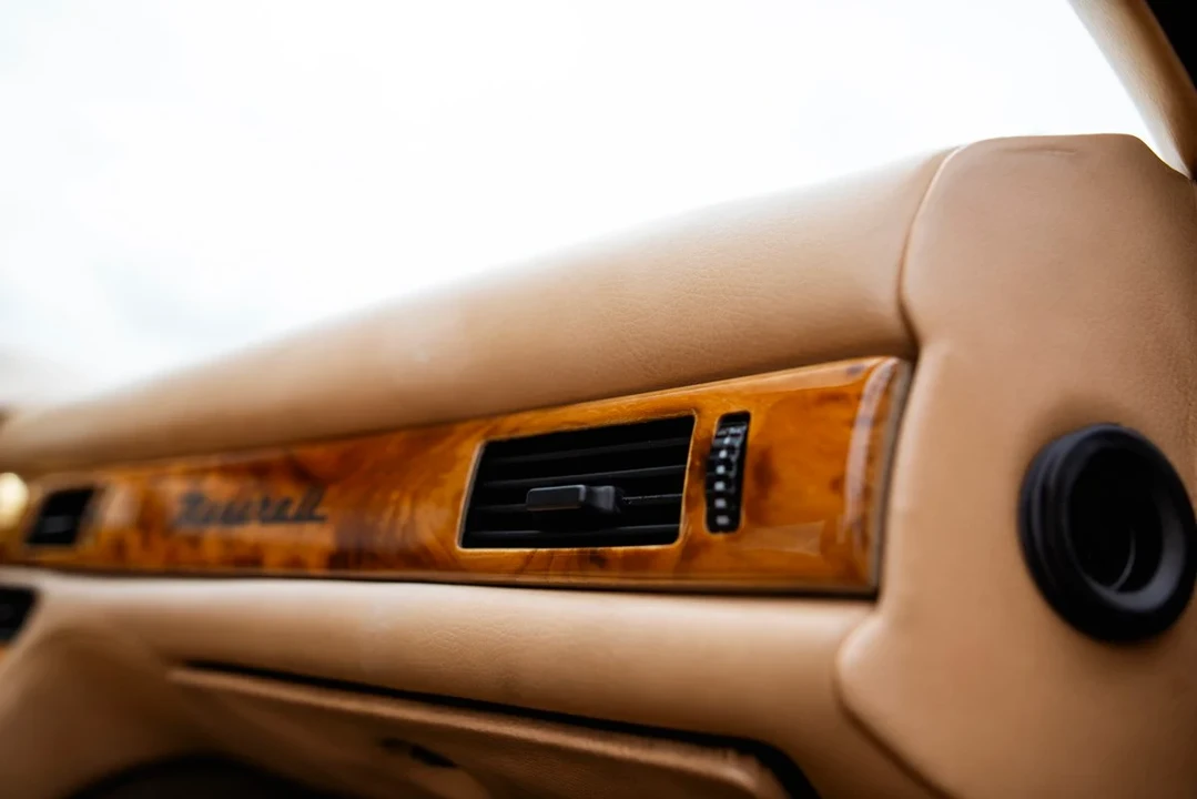 1995 Maserati Ghibli 2nd Gen - Image 29 of 31