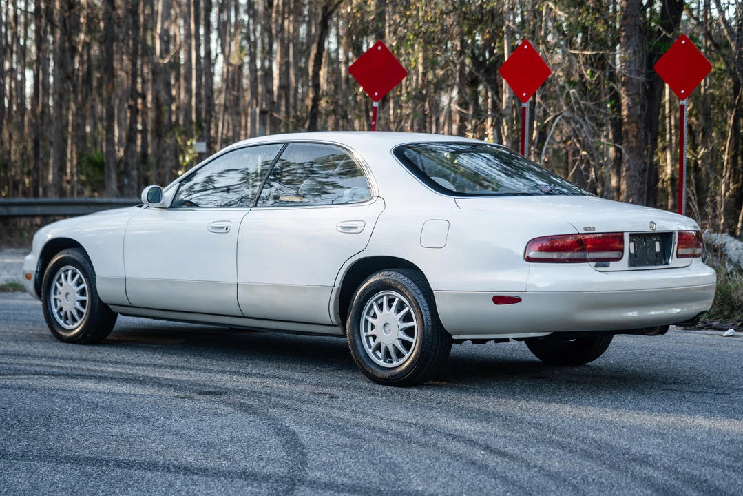 1995 Mazda HD 929 - Image 4 of 31