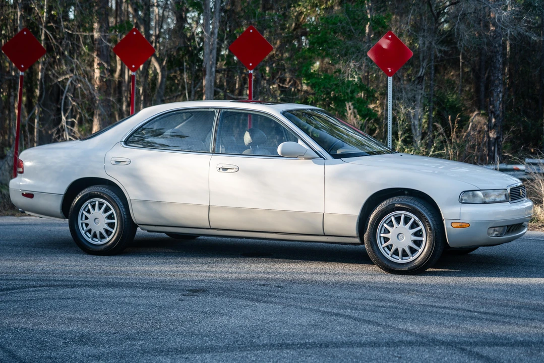 1995 Mazda HD 929 - Image 23 of 31
