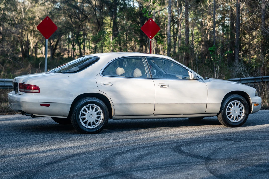 1995 Mazda HD 929 - Image 22 of 31