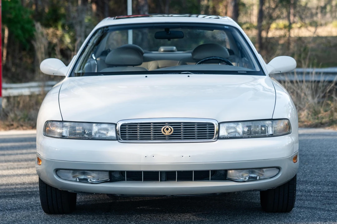 1995 Mazda HD 929 - Image 2 of 31