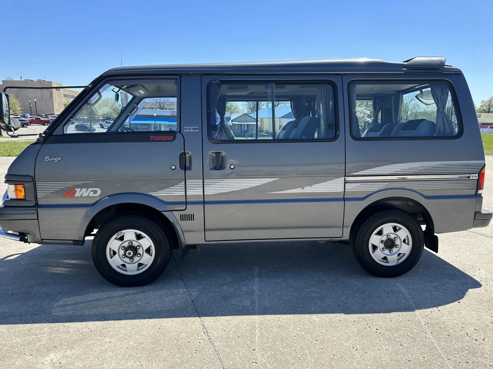 1995 Mazda Bongo 3rd Gen - Image 19 of 31