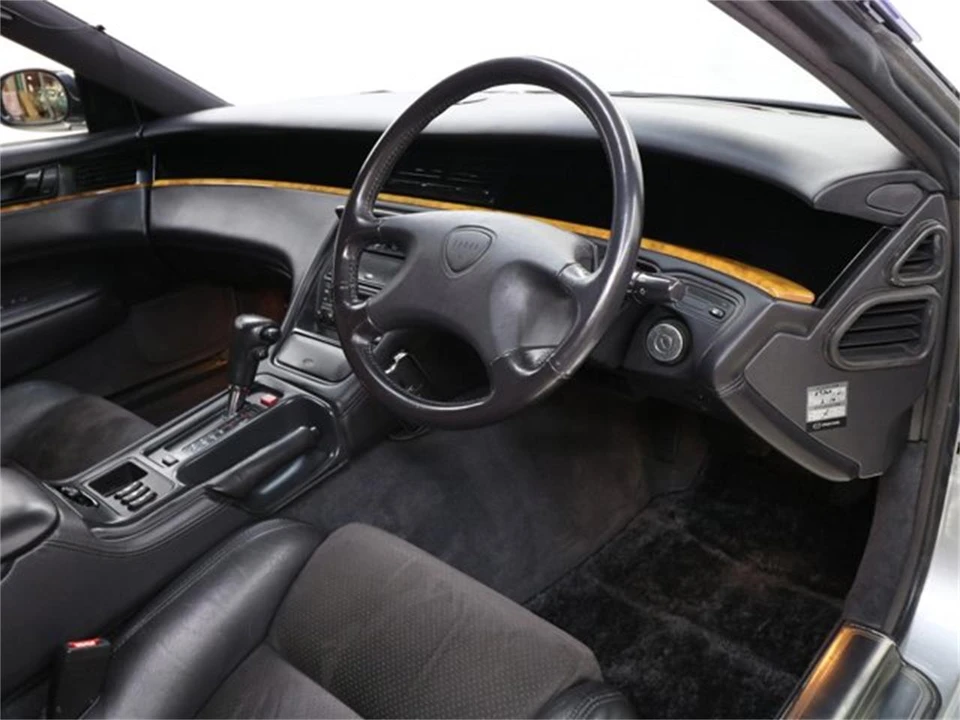 1995 Mazda JC Cosmo - Image 9 of 31