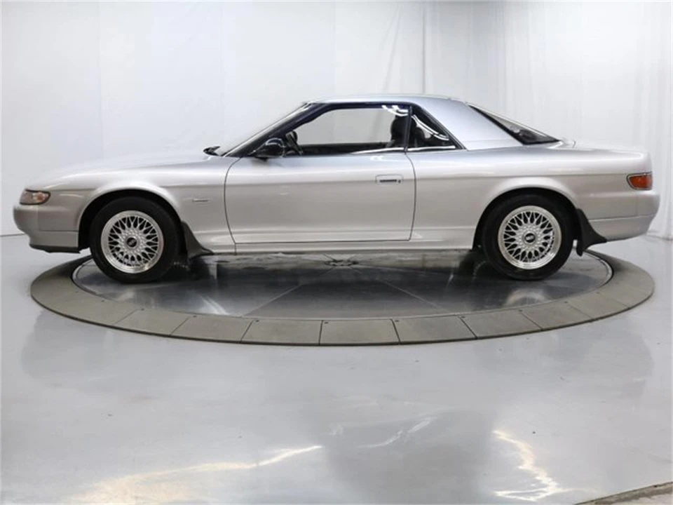 1995 Mazda JC Cosmo - Image 4 of 31