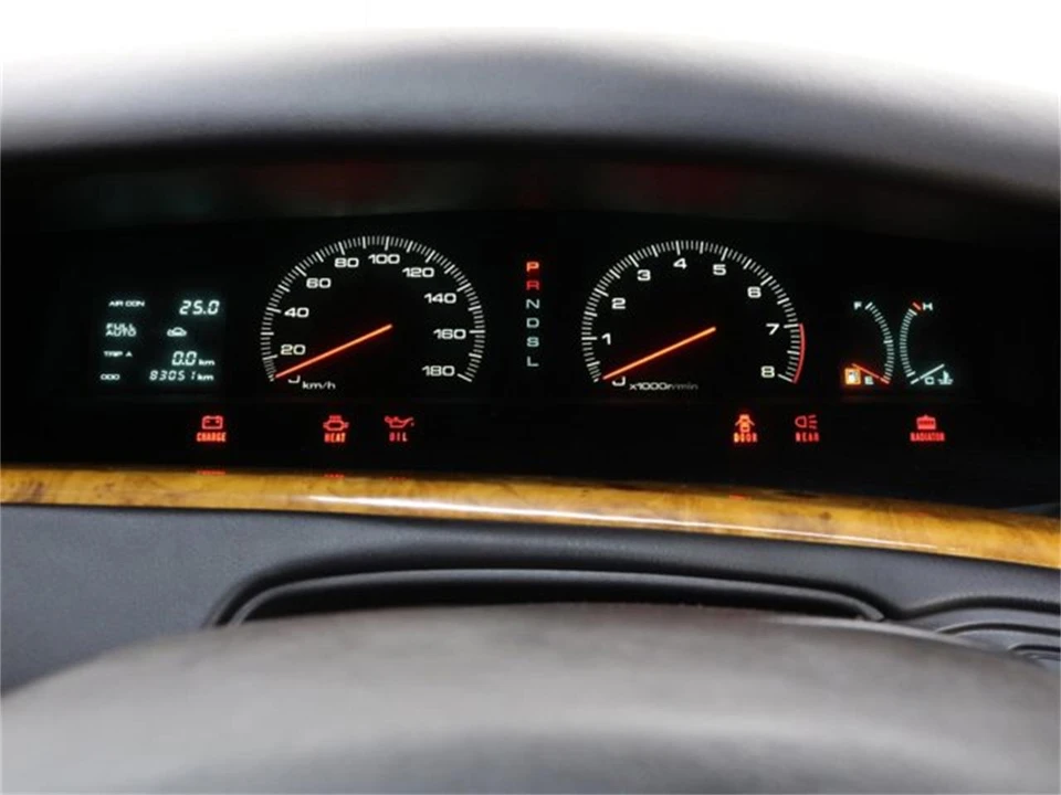 1995 Mazda JC Cosmo - Image 10 of 31