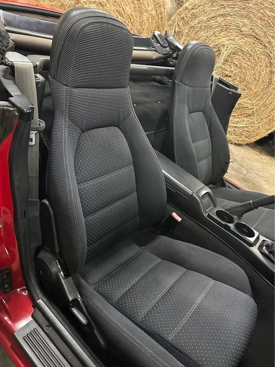 1995 Mazda NA MX-5 Miata - Image 12 of 18