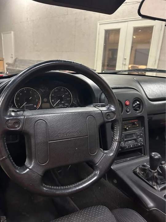 1995 Mazda NA MX-5 Miata - Image 9 of 18